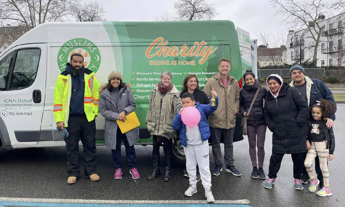 ICNA Relief van and volunteers